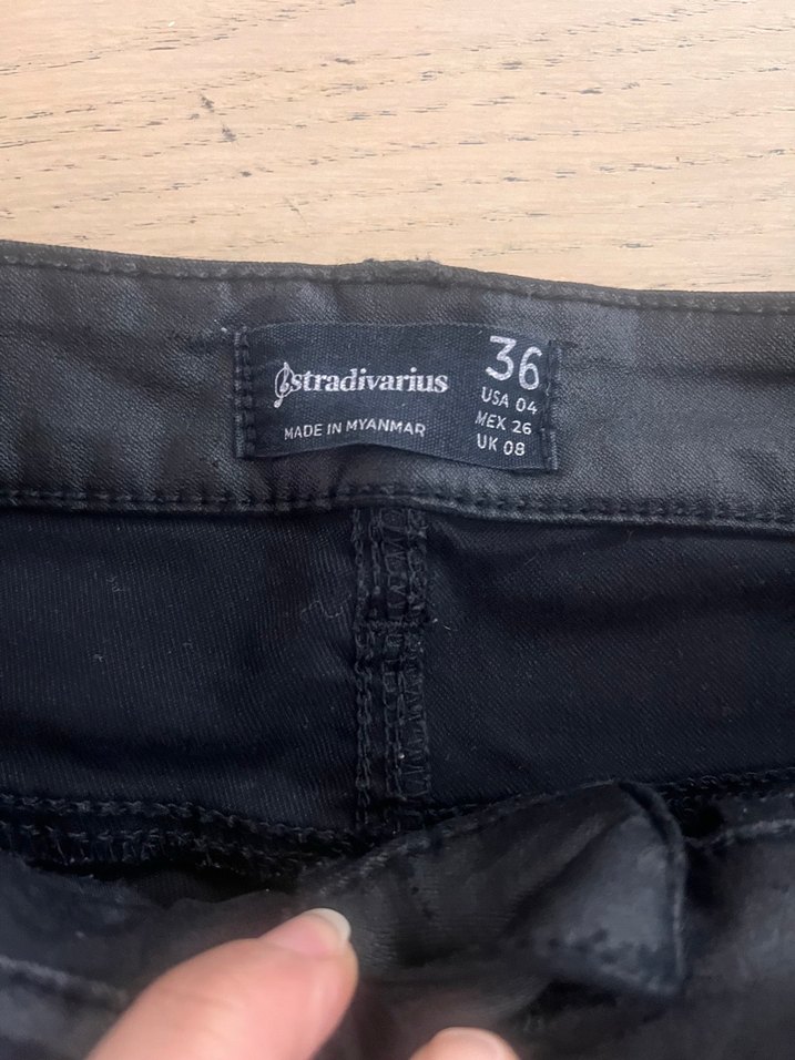 Stradivarius 36 beden Kadın Siyah Skinny Kemerli Denim Pantolon - Görsel 5