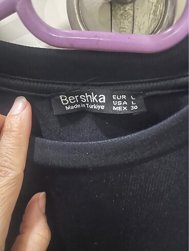 l Beden siyah Renk Bershka l beden kısa kollu elbise