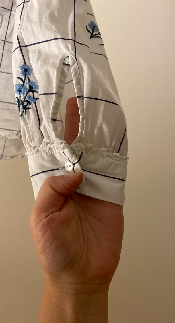 Düğmeli, Uzun Kollu Beyaz Kadın Gömlek - Görsel 2