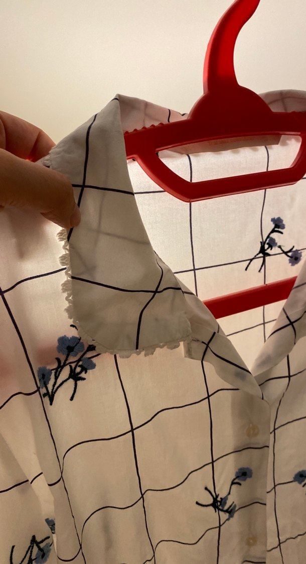 Düğmeli, Uzun Kollu Beyaz Kadın Gömlek - Görsel 4