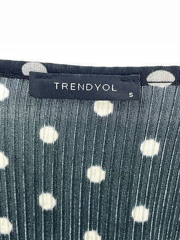 s Beden siyah Renk Trendyol & Milla Kazak / Triko %70 İndirimli.