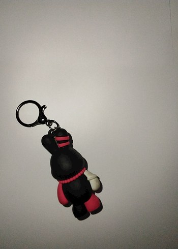 Diğer Gotik Püsküllü Siyah Tavşan Anahtarlık