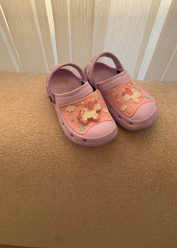 Pembe ışıklı terlik