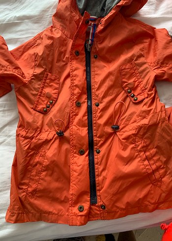 Gri Astarlı Erkek Çocuk Fermuarlı Yağmurluk - Görsel 8