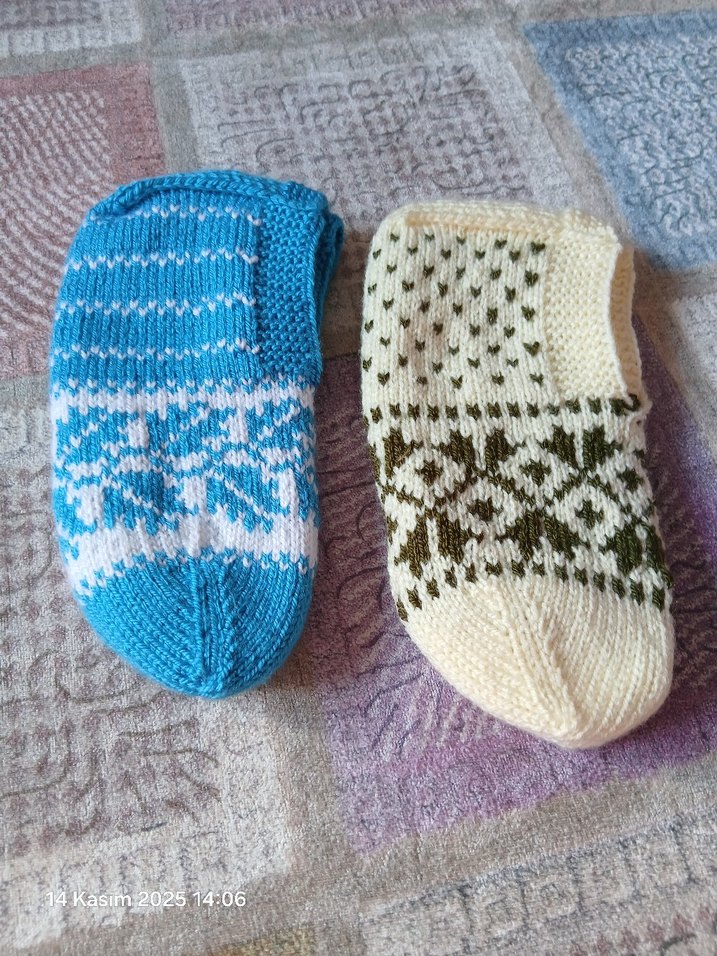 kışlık kadın patik 2 şer çift olarak satış yapılır tanesi 400 - Görsel 5