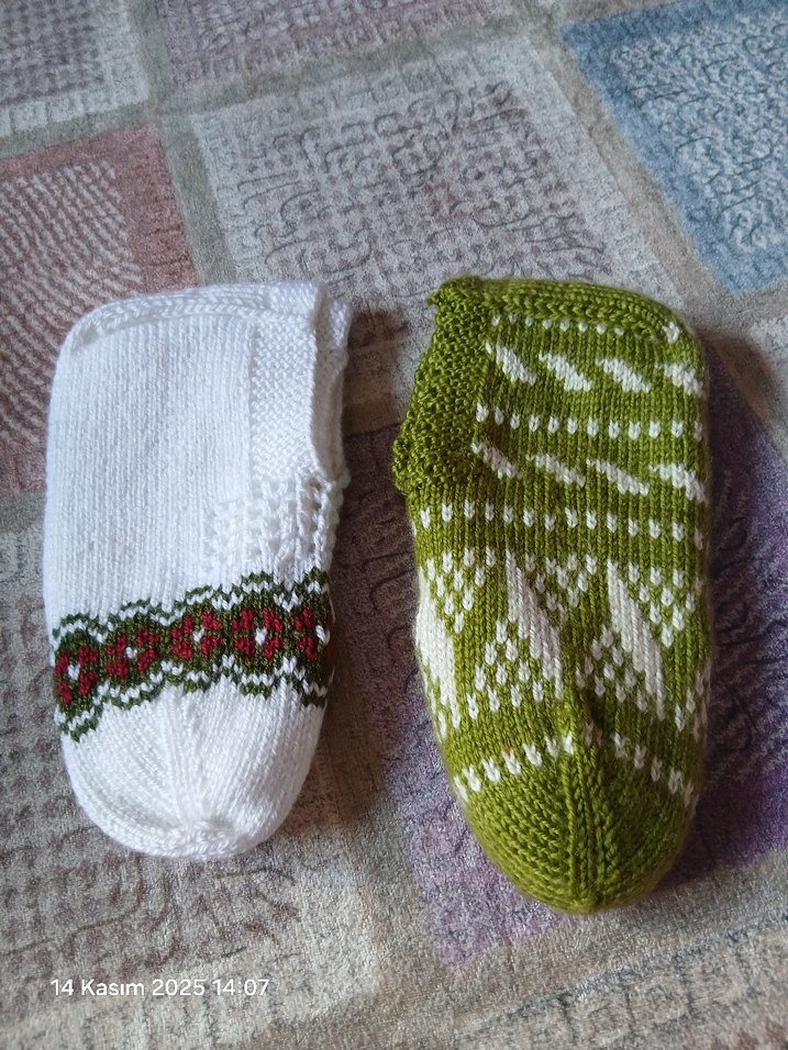 kışlık kadın patik 2 şer çift olarak satış yapılır tanesi 400 - Görsel 4