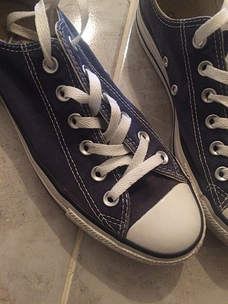 38 Beden lacivert Renk Orijinal converse 