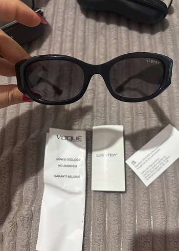 Beden siyah Renk Vogue Kadın Siyah Polarize Güneş Gözlüğü