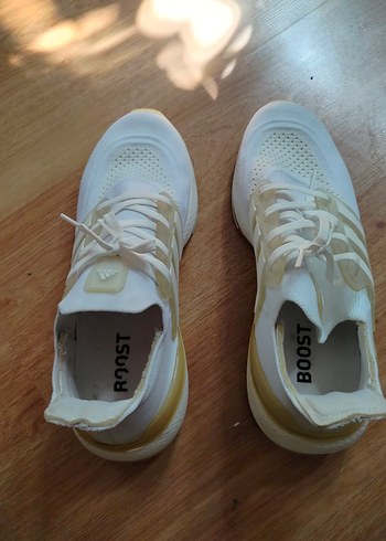 Adidas Boost Beyaz Elastik Bağcıklı Spor Ayakkabı - Görsel 8