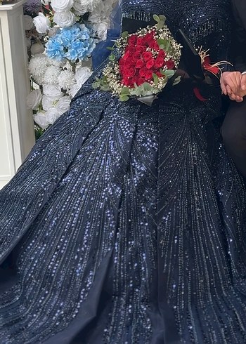 46 Beden Tesettür Uzun Lacivert Taşlı Gotik Nişan Elbisesi