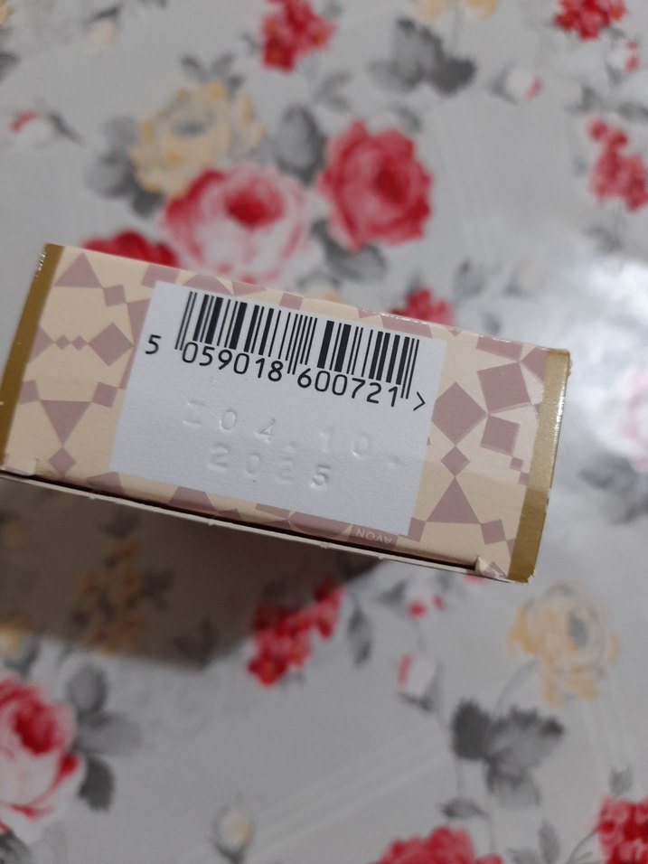 Avon Attraction Kadın Parfümü 30ml - Görsel 2