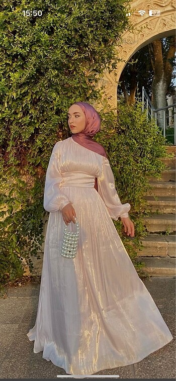 Toz pembe parlak abiye arkası ipli