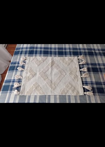  Beden Nakışlı Beyaz Banyo Paspası