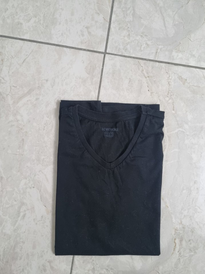 LC Waikiki Siyah Çocuk V Yaka Atlet - Görsel 2