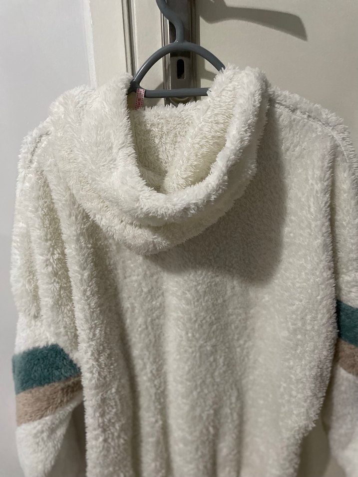 Kapüşonlu Peluş hırka - Görsel 4