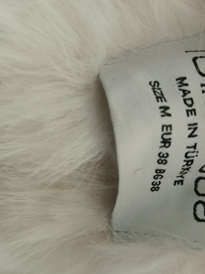 Kadın Beyaz Kürk Detaylı Midi Ceket - Görsel 5