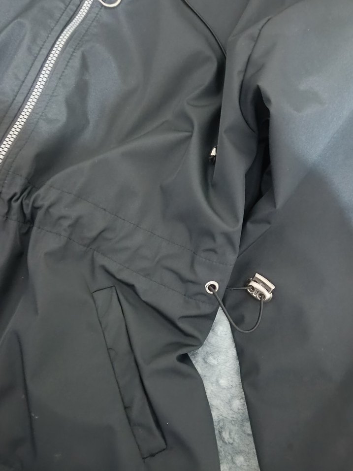 Fermuarlı Kapüşonlu Kadın Siyah Ceket - Görsel 2