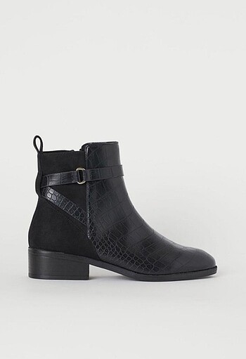 H&M bilek bot