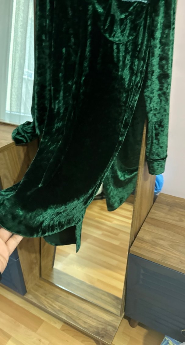 Uzun Kollu Kadın Kadife Yeşil Elbise yılbaşı elbisesi - Görsel 2