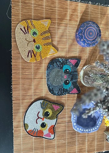 Renkli Taşlı Kedi Figürlü bardak altlığı - Görsel 3