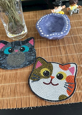 Renkli Taşlı Kedi Figürlü bardak altlığı - Görsel 2
