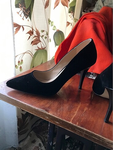 Diğer Siyah Stiletto