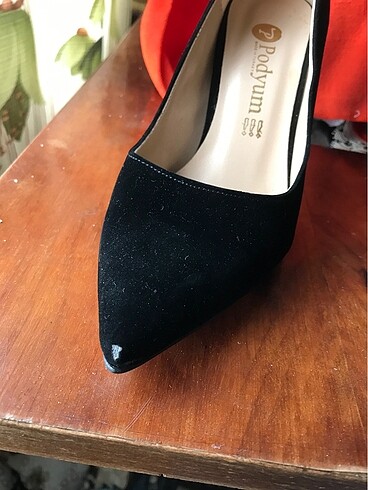 37 Beden Siyah Stiletto
