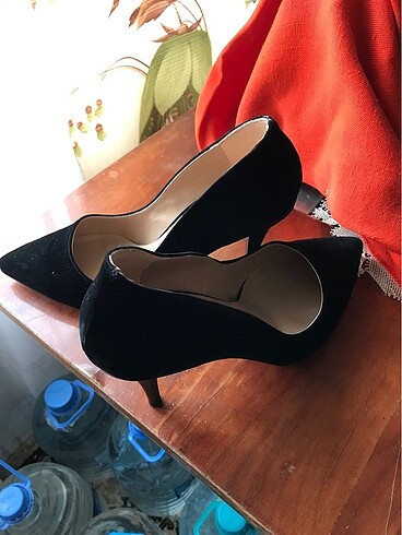 Siyah Stiletto