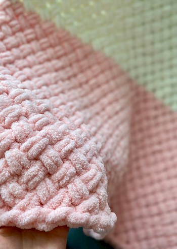 Pembe Krem Puffy Çocuk Battaniyesi - Görsel 3