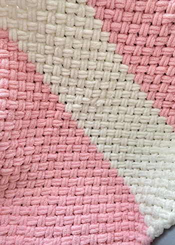 Pembe Krem Puffy Çocuk Battaniyesi - Görsel 2