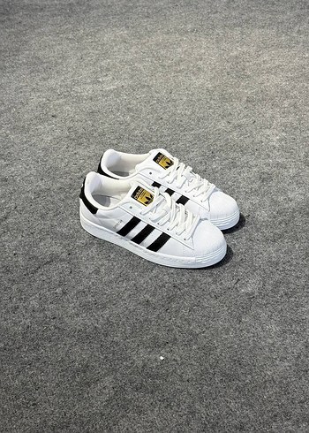 Adidas Beyaz Kadın Spor Ayakkabı