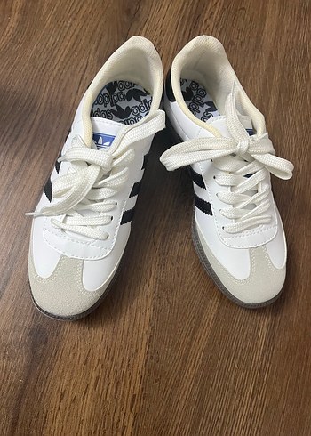 Adidas 37