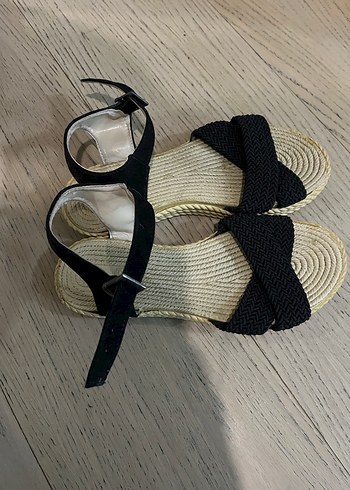 Dolgu Topuklu Kadın Sandalet 37 no - Görsel 2