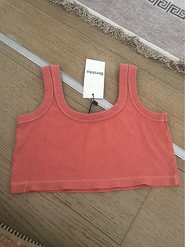s Beden Bershka crop s bden