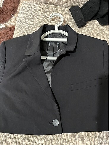 xs Beden siyah Renk Zara vatkalı crop ceket xs