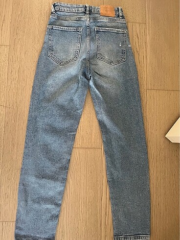 34 Beden Stradivarıus jean pantolon