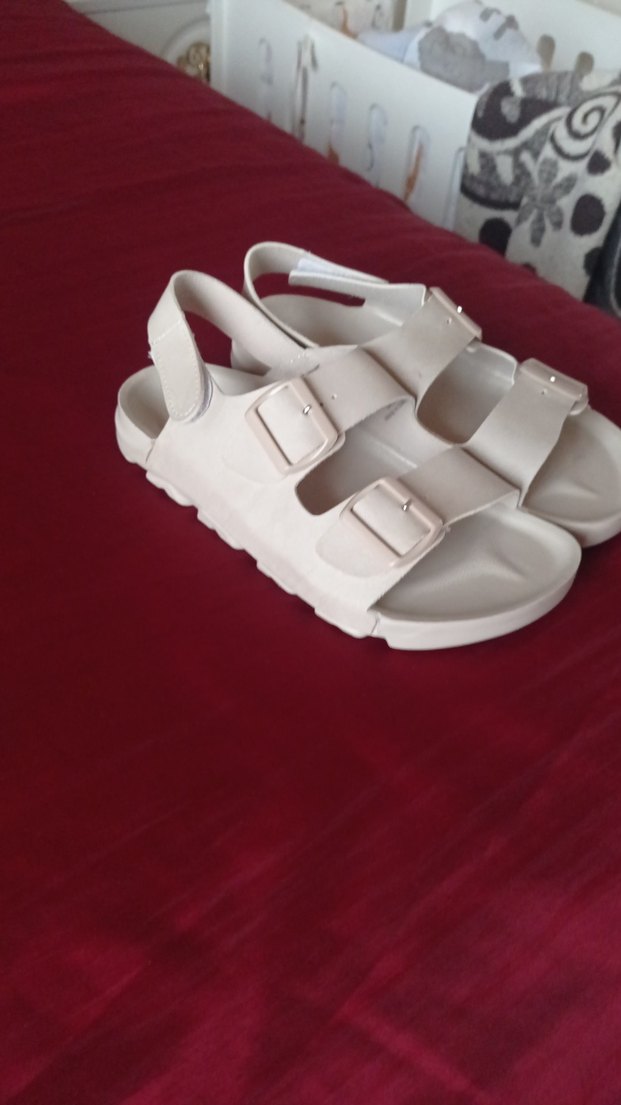 Beyaz Kadın Dolgulu Terlikler - Görsel 2