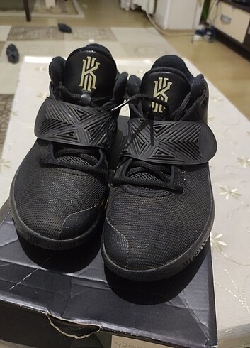 Nike basketbol kyrie flytrap3 