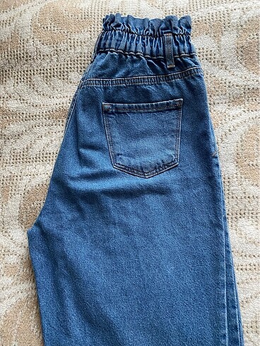 30 Beden mavi Renk Mavi jean