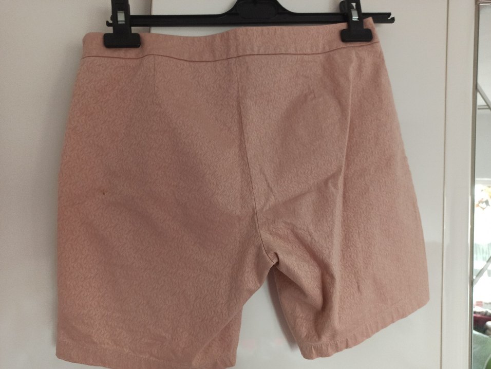 Bej Kadın Bermuda Şort - Görsel 4