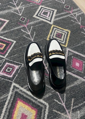 Beyaz Zincir Detaylı Platform Topuklu Kadın Loafer - Görsel 4