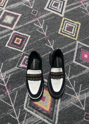 Beyaz Zincir Detaylı Platform Topuklu Kadın Loafer - Görsel 8