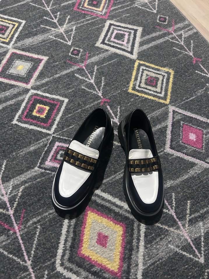 Beyaz Zincir Detaylı Platform Topuklu Kadın Loafer - Görsel 5