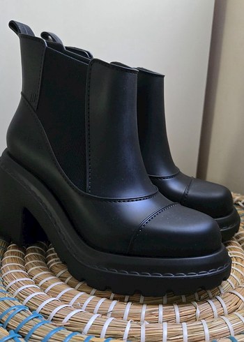 39 Beden Melissa Topuklu Bot