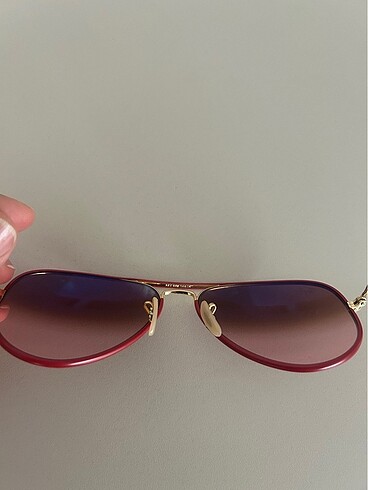  Beden kırmızı Renk Rayban kırmızı güneş gözlüğü