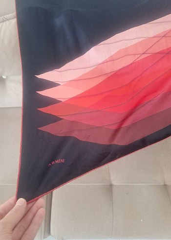 Armine sura ipek eşarp - Görsel 3