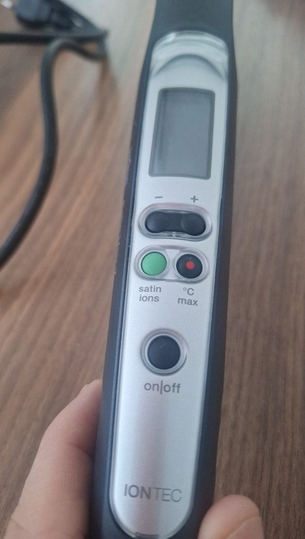 Braun Siyah Gri Dijital Ekranlı Saç Düzleştirici - Görsel 4