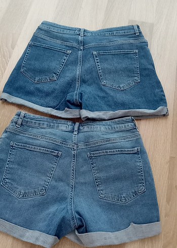 32 Beden Kadın Mavi Denim Mini Şort