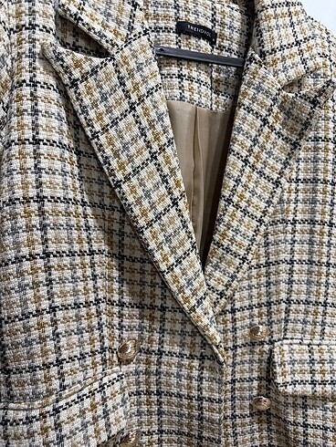 Trendyolmilla Ekose Desenli Blazer Ceket