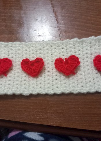 Kırmızı Kalpli Örgü Kupa Kılıfı - Görsel 4